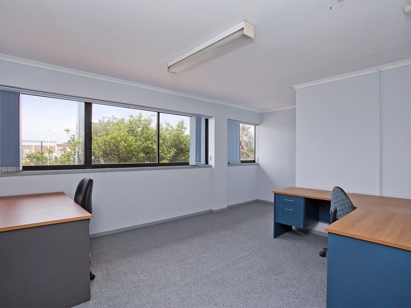 2/11B Palm Beach Parade, Palm Beach QLD 4221