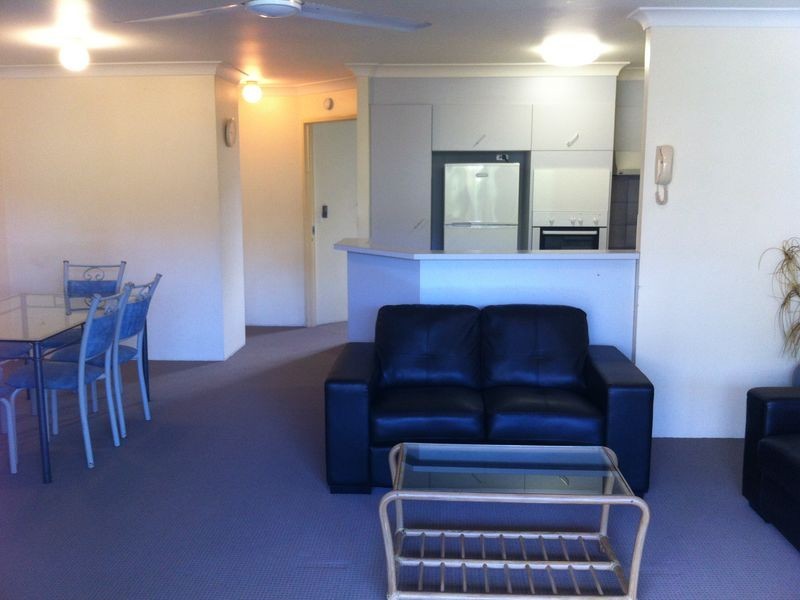 42 Beach Parade, Surfers Paradise QLD 4217