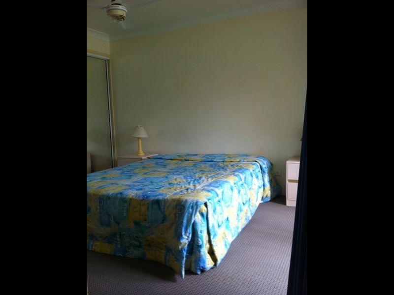 42 Beach Parade, Surfers Paradise QLD 4217
