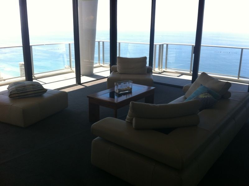 9 Ferny Avenue, Surfers Paradise QLD 4217