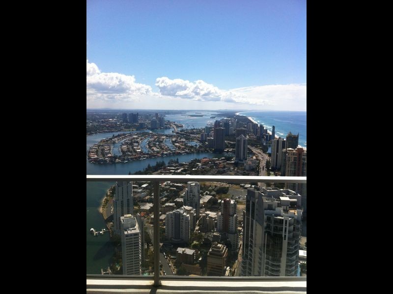 9 Ferny Avenue, Surfers Paradise QLD 4217