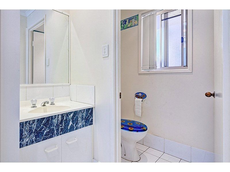 38 Allied Drive, Arundel QLD 4214