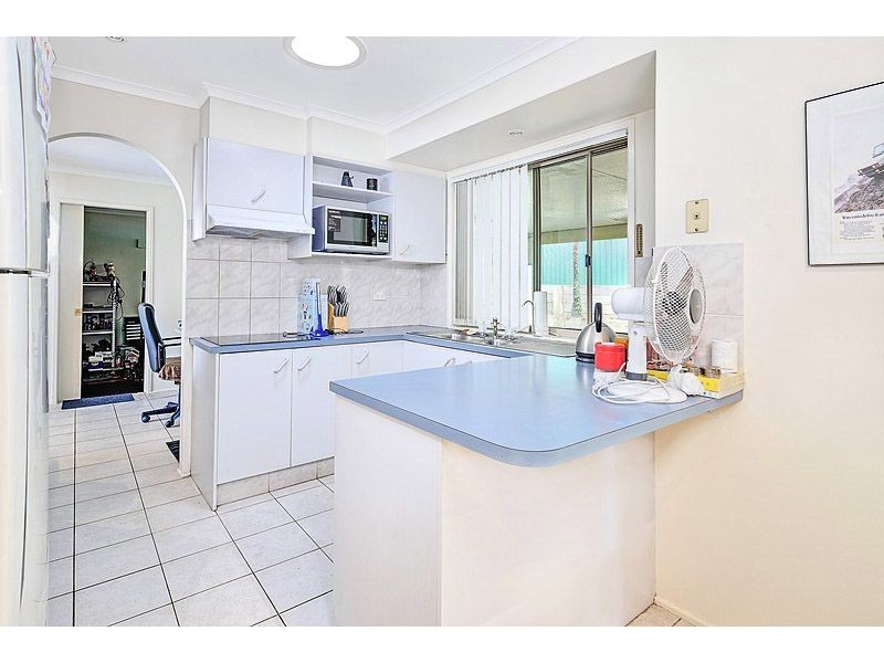 38 Allied Drive, Arundel QLD 4214