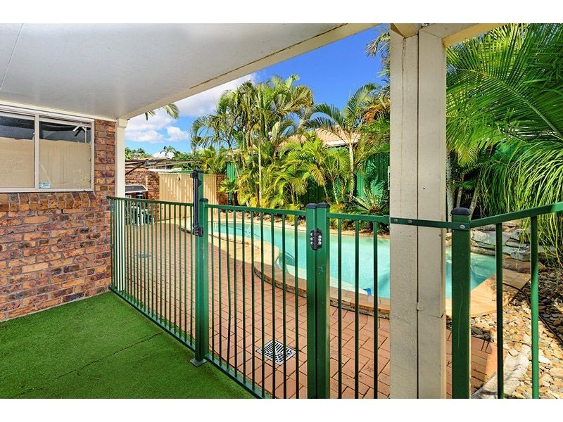 38 Allied Drive, Arundel QLD 4214