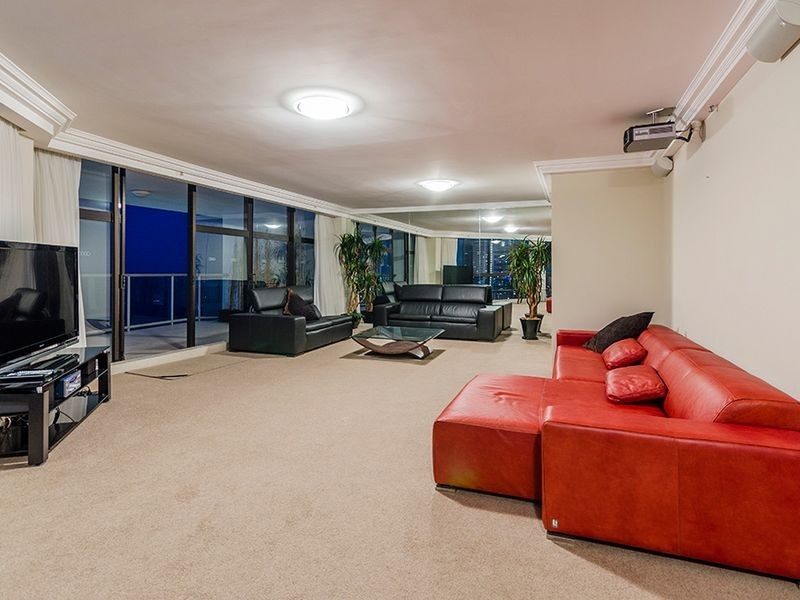 5 Clifford Street – THE PENINSULA, Surfers Paradise QLD 4217