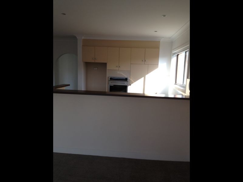 12/22 Britannia Av, Broadbeach QLD 4218
