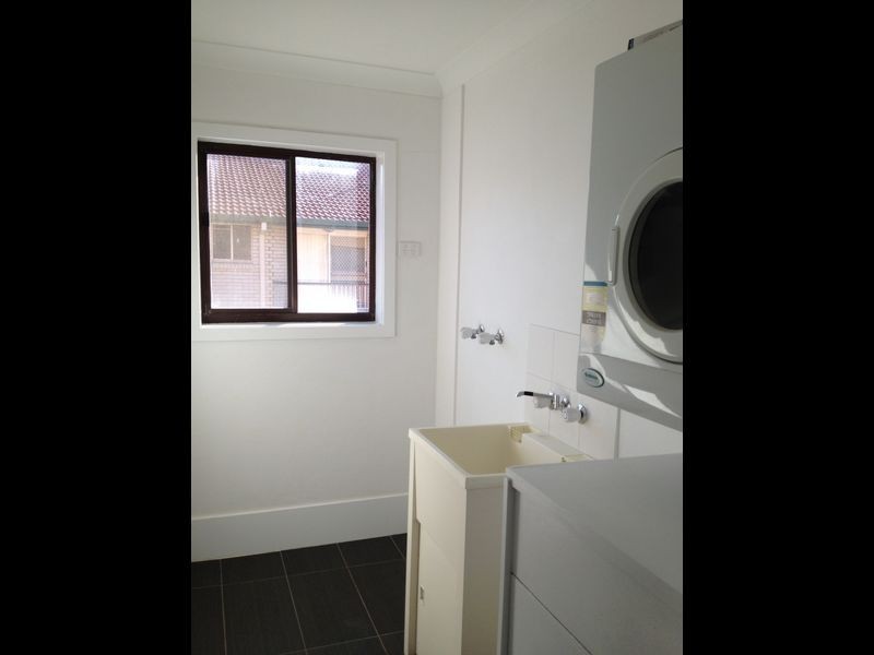 12/22 Britannia Av, Broadbeach QLD 4218