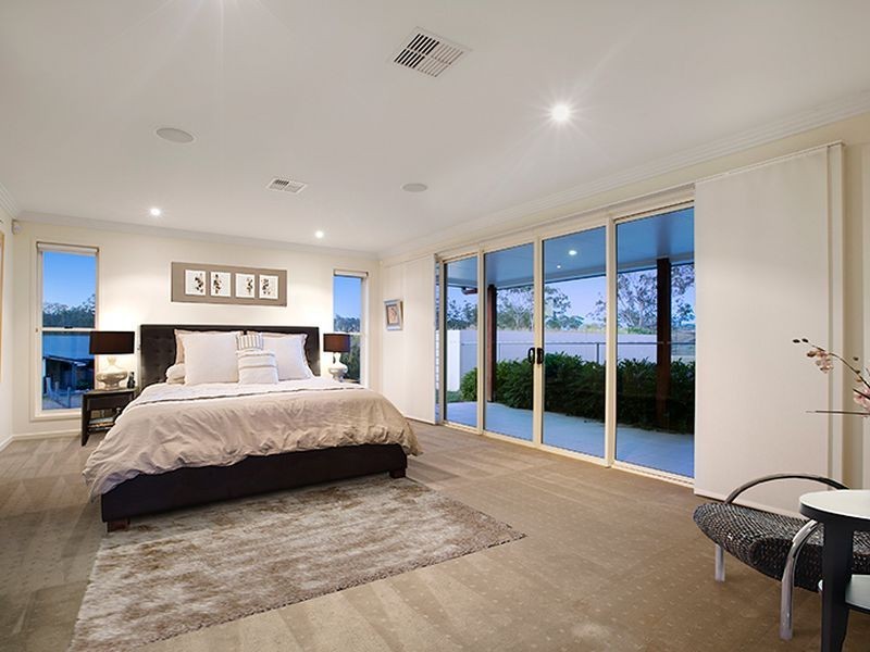 24 Ascot Crescent, Samford Valley QLD 4520