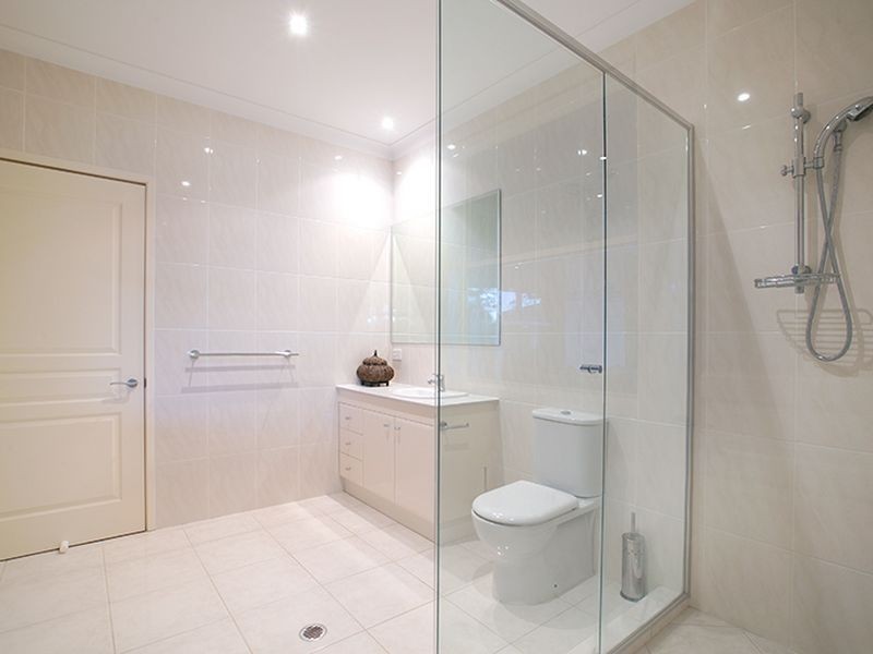 24 Ascot Crescent, Samford Valley QLD 4520