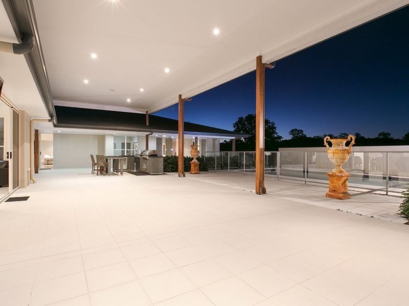 24 Ascot Crescent, Samford Valley QLD 4520