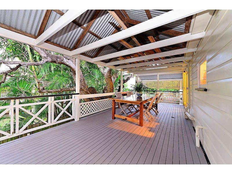 74 Adelaide Street, Clayfield QLD 4011