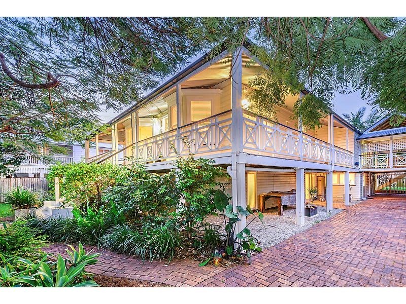 74 Adelaide Street, Clayfield QLD 4011