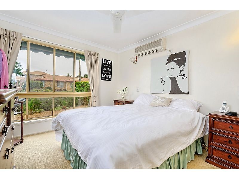 76 Thorngate Drive, Robina QLD 4226