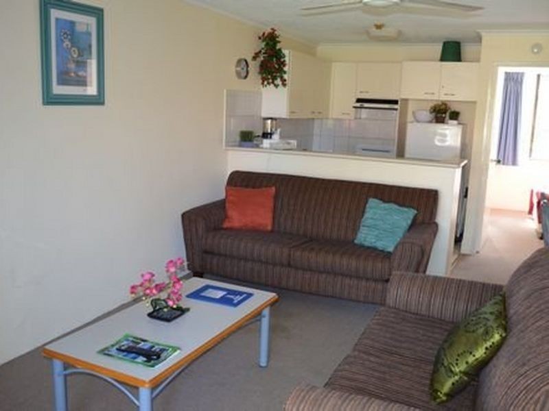 25/38 Enderley Avenue, Surfers Paradise QLD 4217