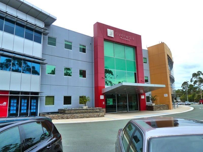 23 & 24/2 Waterfront Place, Robina QLD 4226