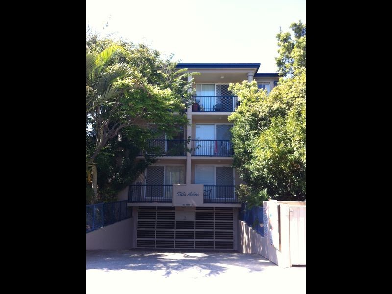 4 Adori Street, Chevron Island QLD 4217