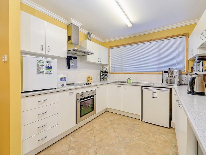 92 Ashmore Road, Bundall QLD 4217