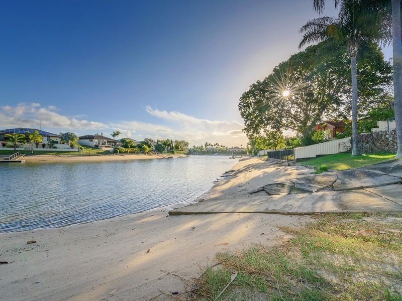 92 Ashmore Road, Bundall QLD 4217