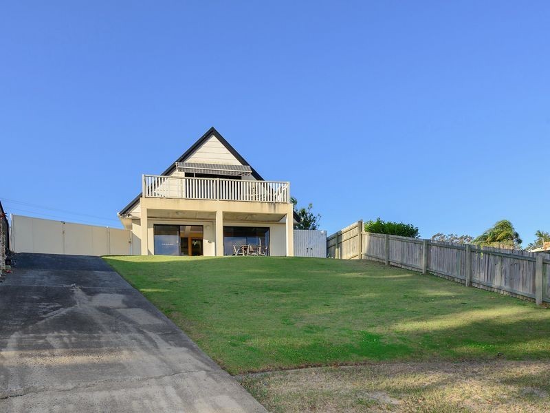 92 Ashmore Road, Bundall QLD 4217