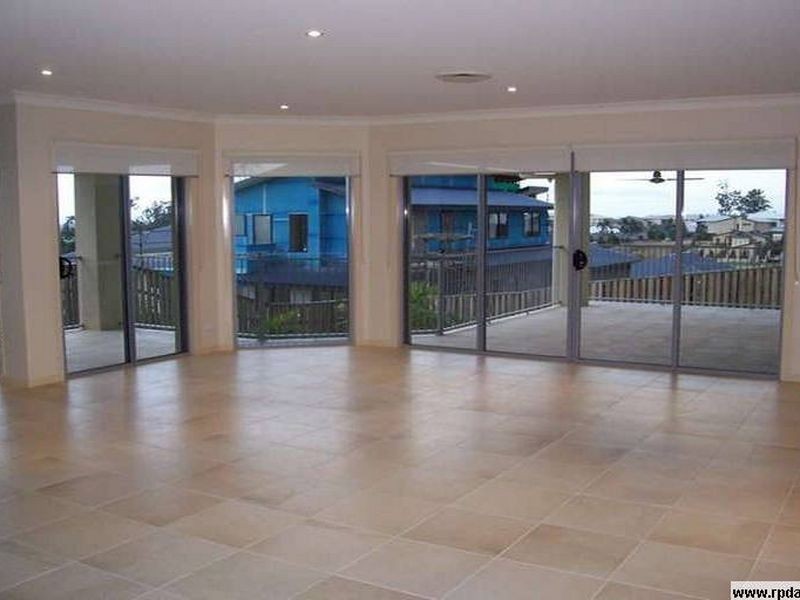 38 Worchester Tce, Reedy Creek QLD 4227