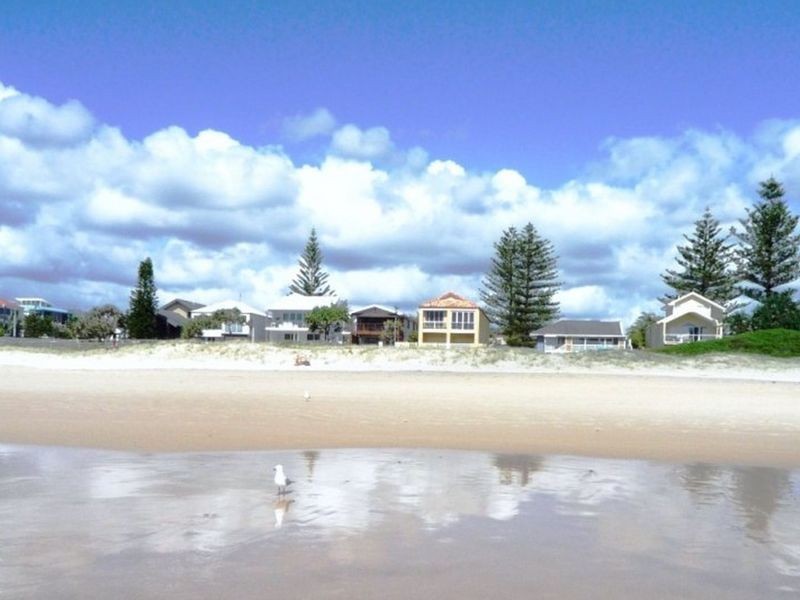 432 The Esplanade, Palm Beach QLD 4221