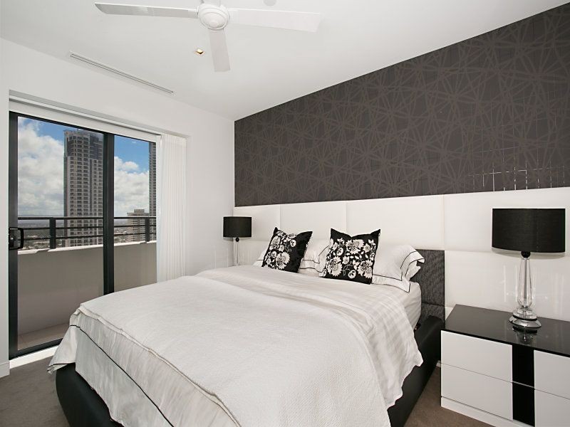 1605/4-14 The Esplanade, Surfers Paradise QLD 4217