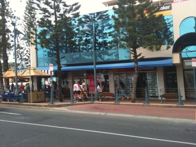 13/2 Elkhorn Avenue, Surfers Paradise QLD 4217