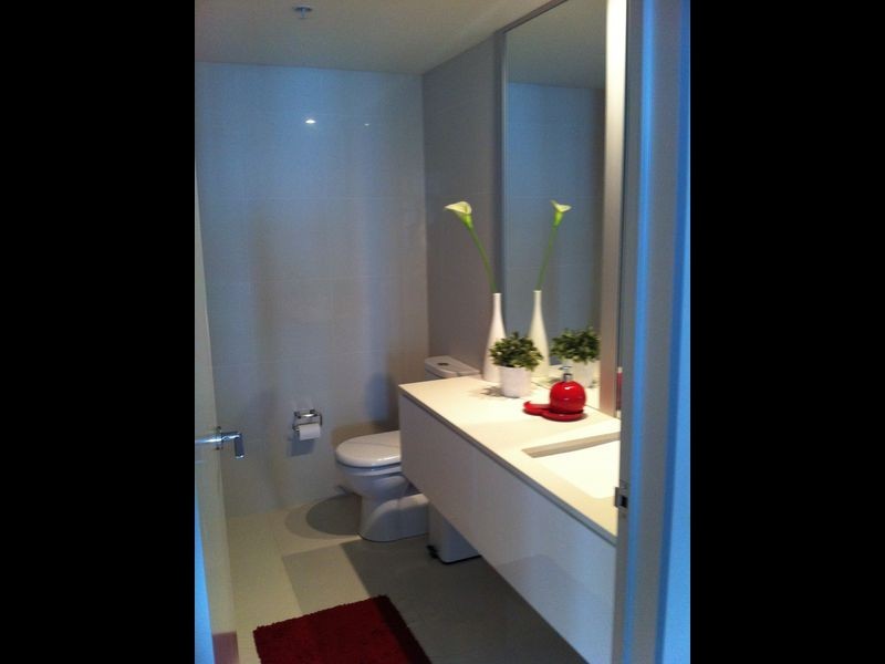 9 Hamilton Av, Surfers Paradise QLD 4217