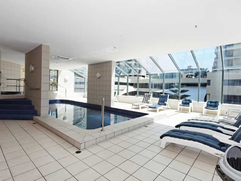 18 Hanlan Street, Surfers Paradise QLD 4217