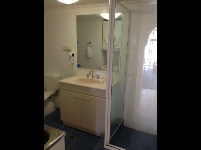 18 Hanlan Street, Surfers Paradise QLD 4217