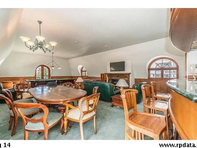 82 Ferny Avenue, Surfers Paradise QLD 4217