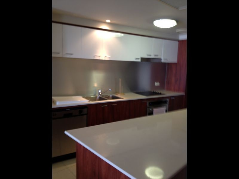 23 Ferny Avenue, Surfers Paradise QLD 4217