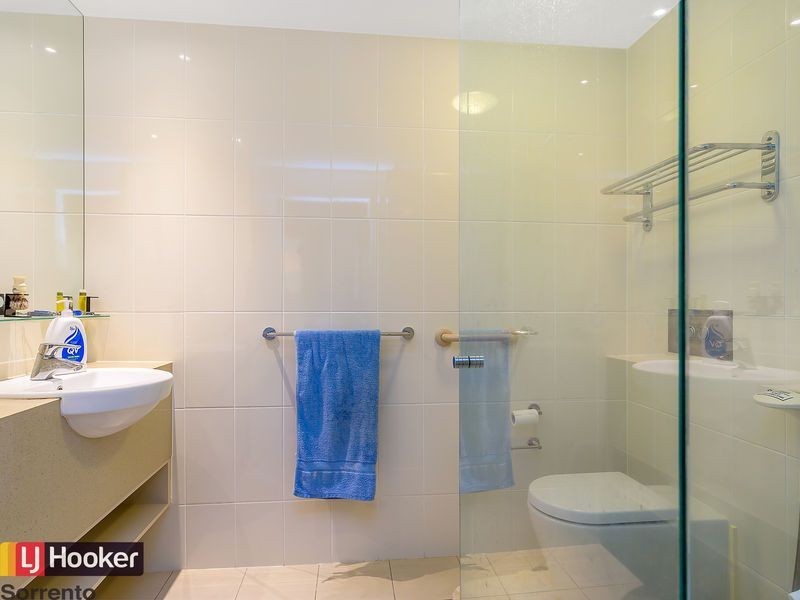 305/3018 Surfers Paradise Boulevard, Surfers Paradise QLD 4217