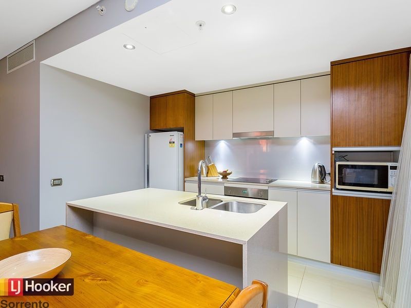 305/3018 Surfers Paradise Boulevard, Surfers Paradise QLD 4217