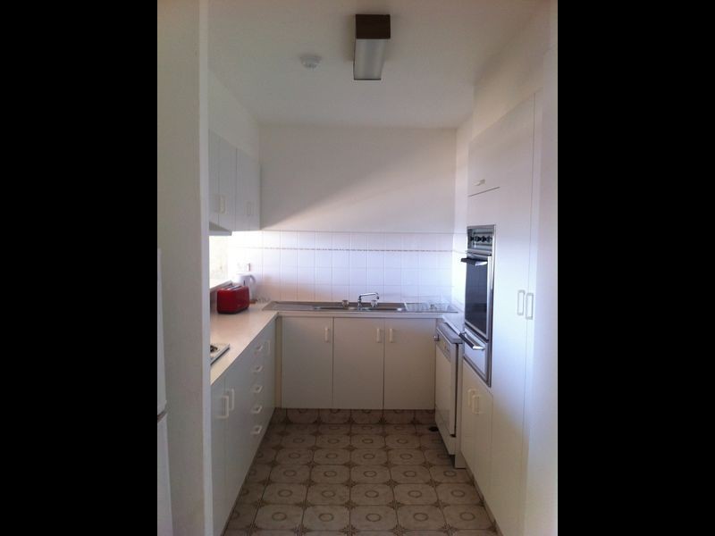 2 Riverview Pde, Surfers Paradise QLD 4217