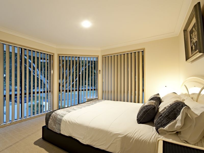 34 Bermuda Street, Broadbeach Waters QLD 4218