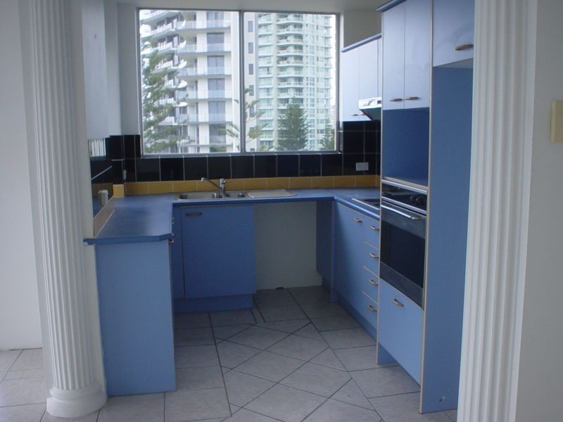 2-4 Elizabeth Avenue, Broadbeach QLD 4218