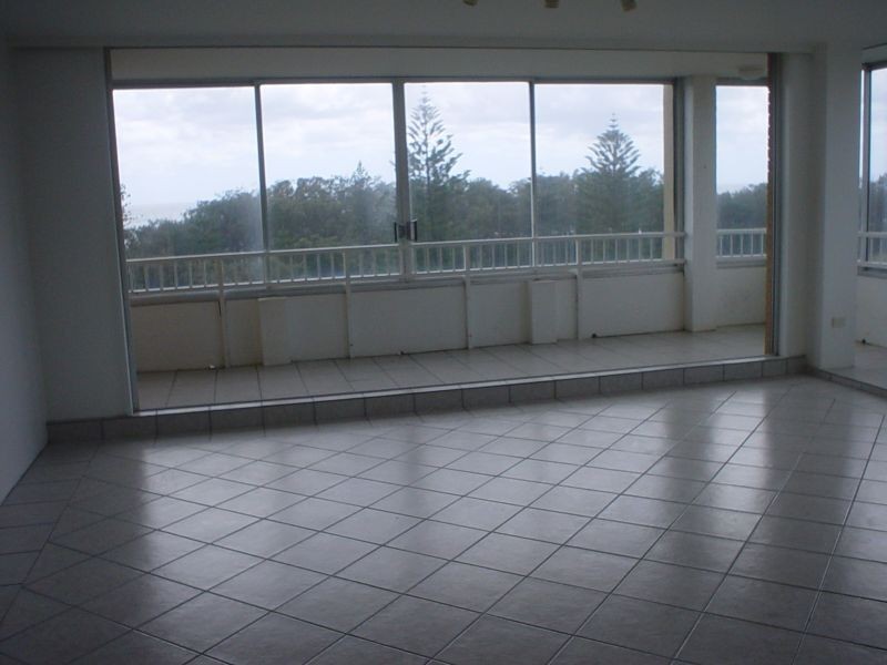 2-4 Elizabeth Avenue, Broadbeach QLD 4218