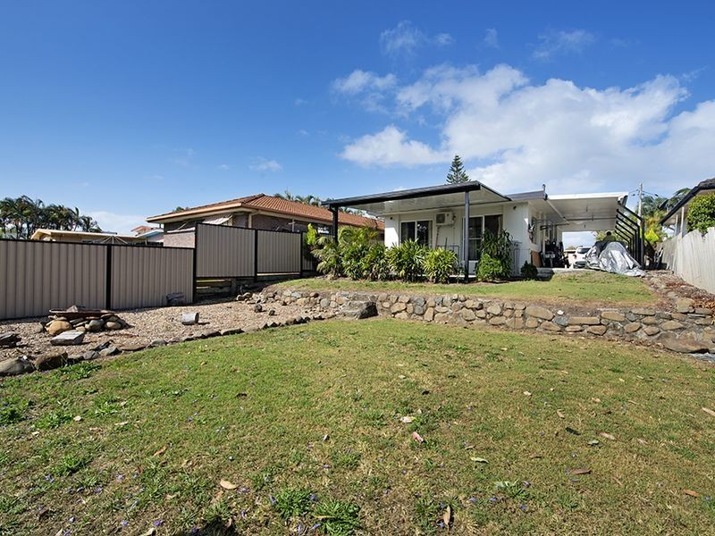 16 Medika Street, Runaway Bay QLD 4216