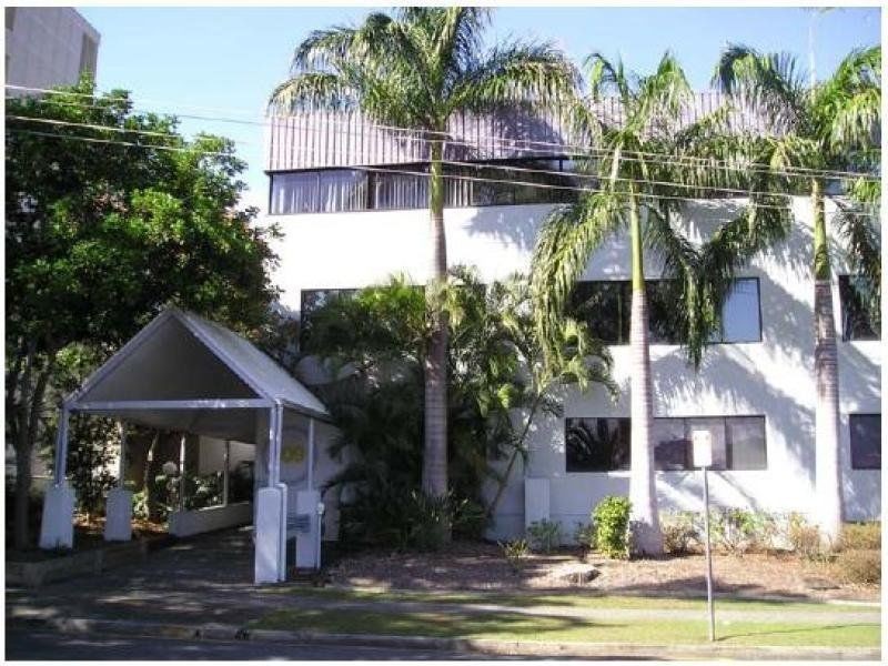 1/109 Upton Street, Bundall QLD 4217
