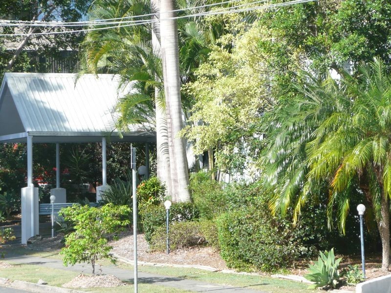 1/109 Upton Street, Bundall QLD 4217