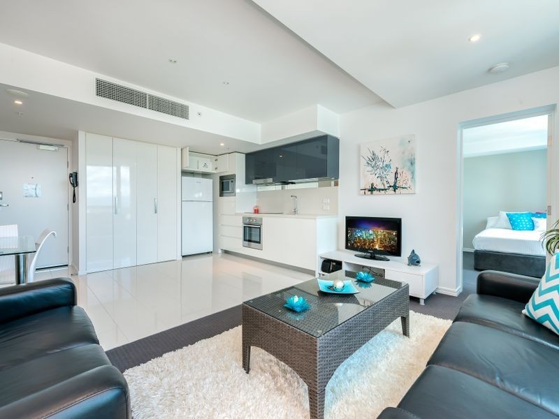 Unit 10806/3113 Surfers Paradise Boulevard, Surfers Paradise QLD 4217