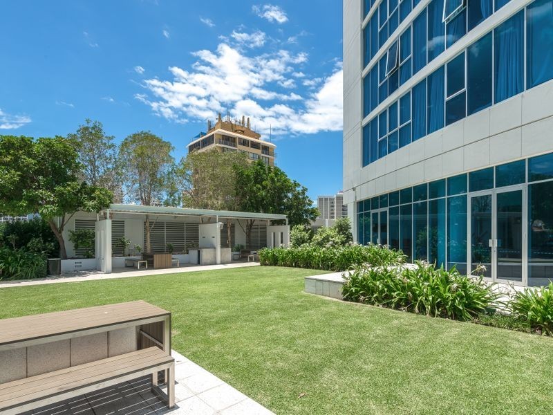 Unit 10806/3113 Surfers Paradise Boulevard, Surfers Paradise QLD 4217