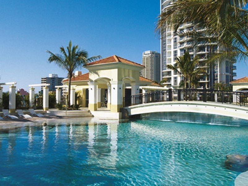 23 Ferny Avenue, Surfers Paradise QLD 4217