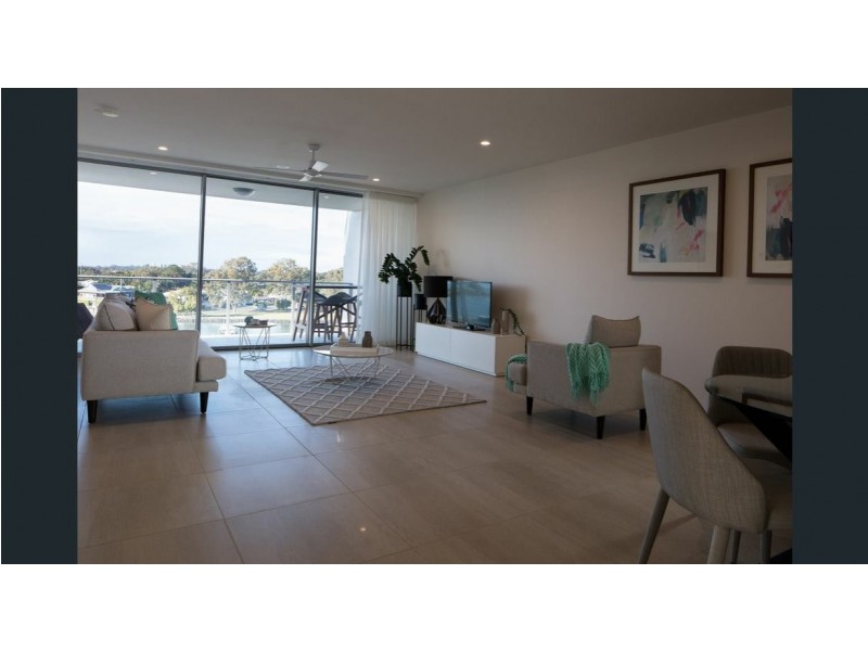 Hope Island QLD 4212