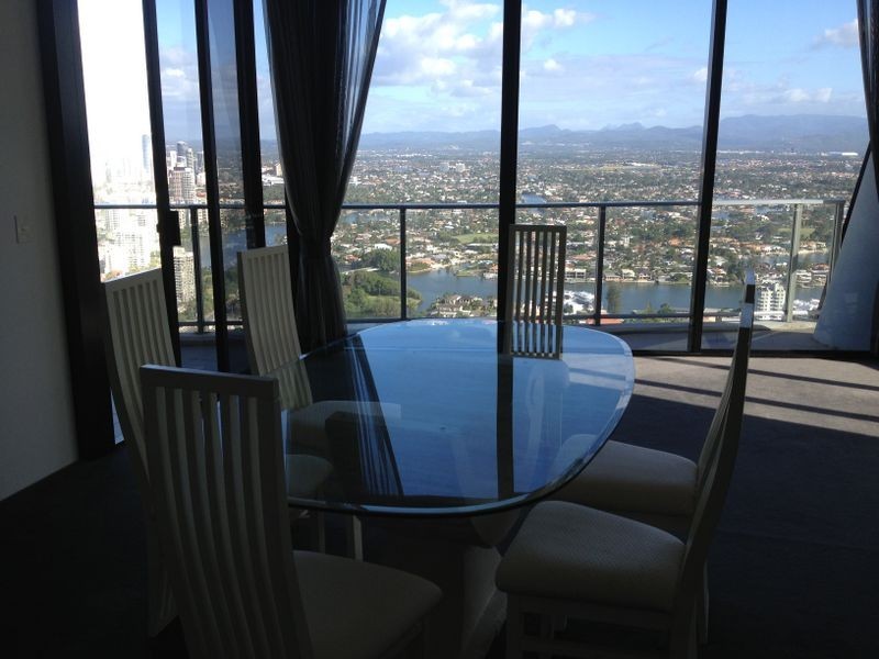 9 Ferny Avenue, Surfers Paradise QLD 4217