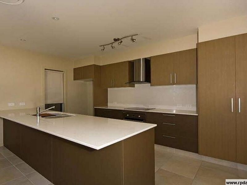 145 Palm Meadows Drive, Carrara QLD 4211