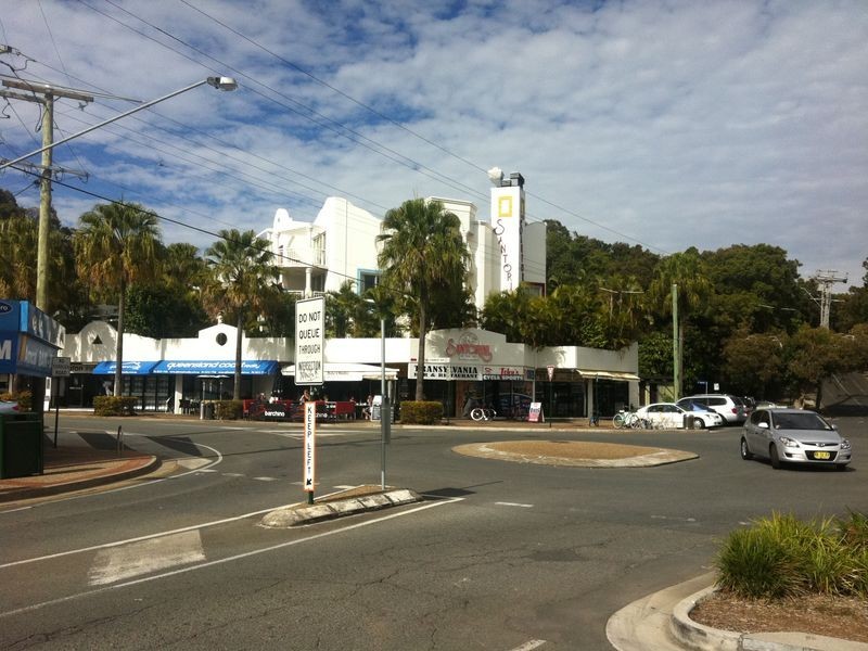 1 & 2/28 Chairlift Avenue, Miami QLD 4220