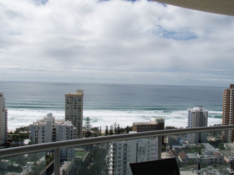23 Ferny Avenue, Surfers Paradise QLD 4217