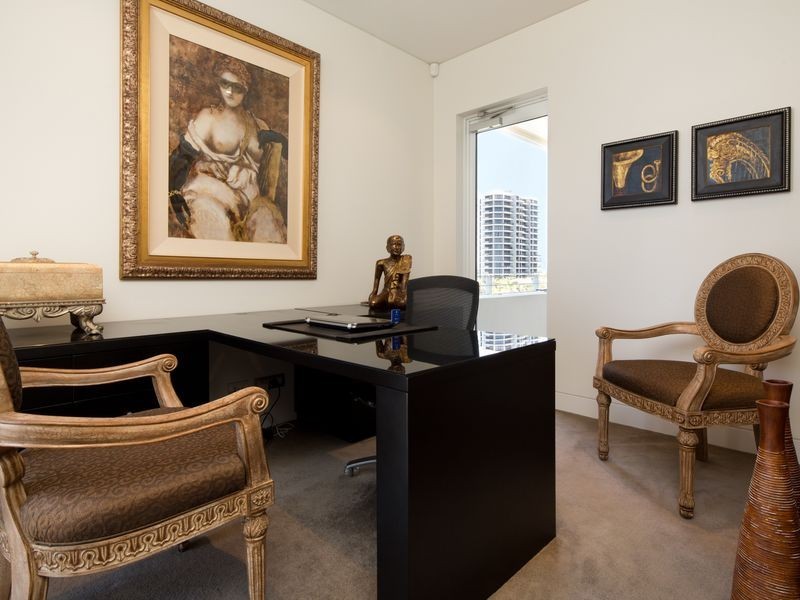 1 Enderley Avenue, Surfers Paradise QLD 4217